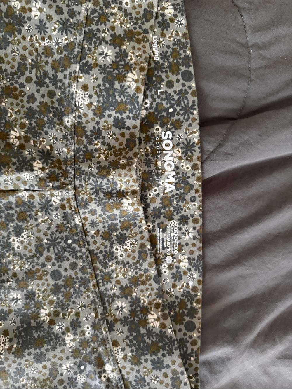 SONOMA Olive and Gray Floral Print Leggings